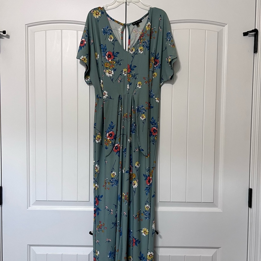 Turquoise and flowery jumpsuit